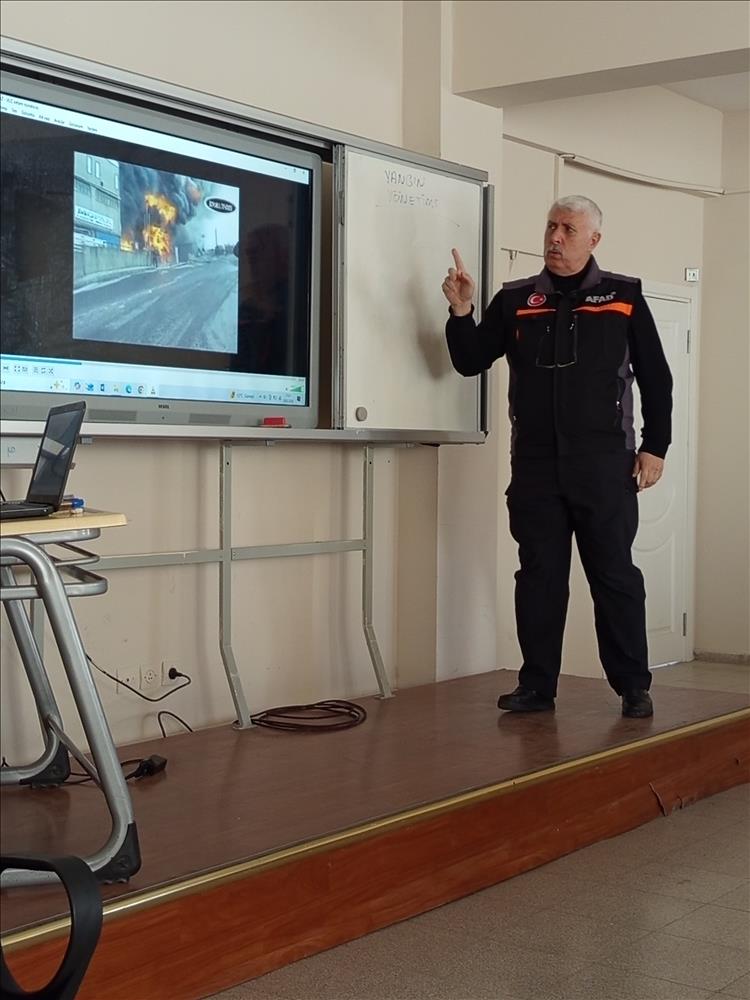 Yangın Yönetimi Semineri Gerçekleştirildi